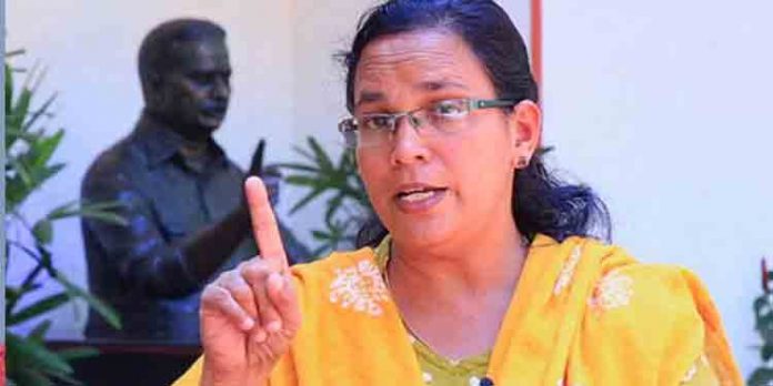 വടകര തീപിടുത്തത്തിൽ സംശയം ഉന്നയിച്ച് കെ കെ രമ വടകര തീപിടുത്തത്തിൽ സംശയം ഉന്നയിച്ച് കെ കെ രമ