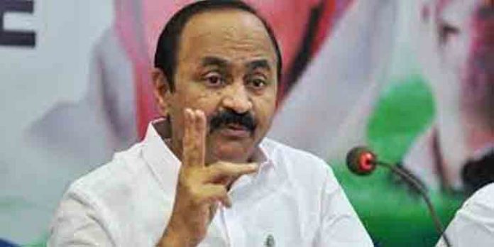 പോലീസുകാരെ നിയന്ത്രിക്കുന്നത് സിപിഎമ്മുകാർ ; വിഡി സതീശൻ പോലീസുകാരെ നിയന്ത്രിക്കുന്നത് സിപിഎമ്മുകാർ ; വിഡി സതീശൻ