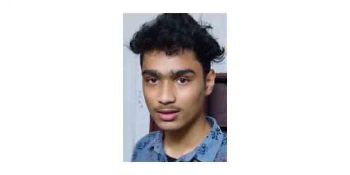 കണ്ണൂര് പോളിടെക്നിക്കിലെ വിദ്യാര്ത്ഥിയുടെ മരണം ; ദുരൂഹത ആരോപിച്ച് ബന്ധുക്കള് കണ്ണൂര് പോളിടെക്നിക്കിലെ വിദ്യാര്ത്ഥിയുടെ മരണം ; ദുരൂഹത ആരോപിച്ച് ബന്ധുക്കള്