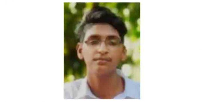 ബൈക്ക് കൊക്കയിലേക്ക് മറിഞ്ഞ് യുവാവ് മരിച്ചു ബൈക്ക് കൊക്കയിലേക്ക് മറിഞ്ഞ് യുവാവ് മരിച്ചു
