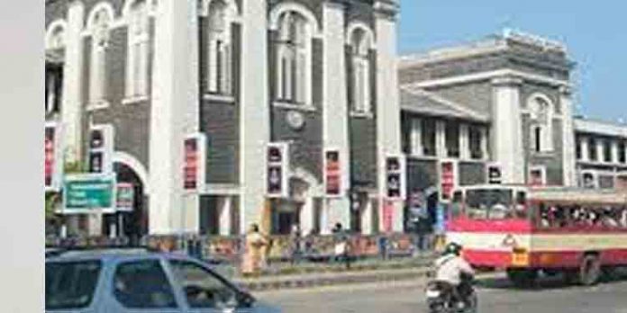 രാഷ്ട്രപതിയുടെ സന്ദര്ശനം : തലസ്ഥാനത്തെ ഗതാഗത നിയന്ത്രണങ്ങള് ഇങ്ങനെ രാഷ്ട്രപതിയുടെ സന്ദര്ശനം : തലസ്ഥാനത്തെ ഗതാഗത നിയന്ത്രണങ്ങള് ഇങ്ങനെ