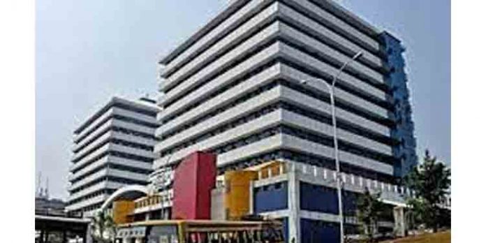 കെഎസ്ആർടിസി വാണിജ്യ സമുച്ചയം ; മദ്രാസ് ഐഐടി റിപ്പോര്ട്ടില് പിഴവെന്ന് വിദഗ്ധ സമിതി കെഎസ്ആർടിസി വാണിജ്യ സമുച്ചയം ; മദ്രാസ് ഐഐടി റിപ്പോര്ട്ടില് പിഴവെന്ന് വിദഗ്ധ സമിതി