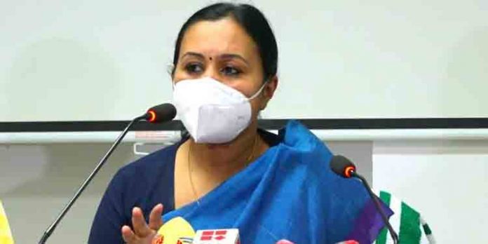 ബൂസ്റ്റര് ഡോസ് അനിവാര്യo ; കേന്ദ്ര നിര്ദേശം നടപ്പാക്കാന് കേരളം സജ്ജo : ആരോഗ്യമന്ത്രി വീണ ജോര്ജ് ബൂസ്റ്റര് ഡോസ് അനിവാര്യo ; കേന്ദ്ര നിര്ദേശം നടപ്പാക്കാന് കേരളം സജ്ജo : ആരോഗ്യമന്ത്രി വീണ ജോര്ജ്