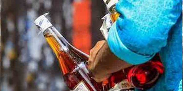 ക്രിസ്തുമസിന് സംസ്ഥാനത്ത് റെക്കോർഡ് മദ്യവിൽപ്പന ; തിരുവനന്തപുരം പവർ ഹൗസ് ഔട്ലൈറ്റ് ഒന്നാമത് ക്രിസ്തുമസിന് സംസ്ഥാനത്ത് റെക്കോർഡ് മദ്യവിൽപ്പന ; തിരുവനന്തപുരം പവർ ഹൗസ് ഔട്ലൈറ്റ് ഒന്നാമത്
