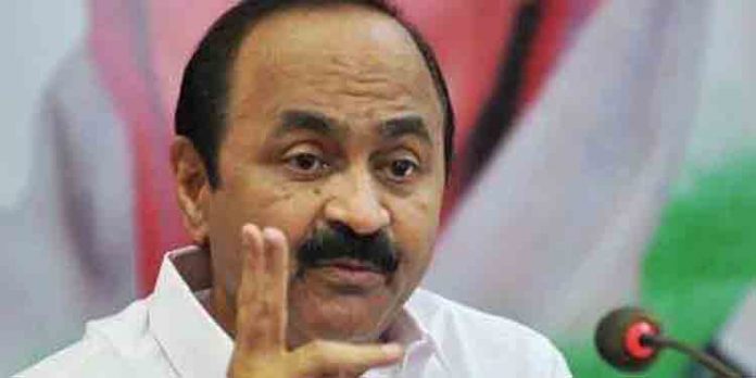 സില്വര്ലൈന് തട്ടിക്കൂട്ടിയ പദ്ധതിയെന്ന് വിഡി സതീശന് സില്വര്ലൈന് തട്ടിക്കൂട്ടിയ പദ്ധതിയെന്ന് വിഡി സതീശന്