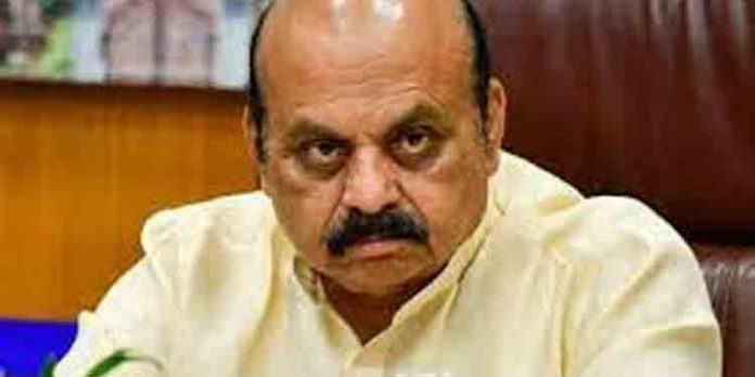 മതംമാറ്റനിരോധന നിയമം അവതരിപ്പിച്ച് പാസ്സാക്കിയ മുഖ്യമന്ത്രിയ്ക്കും സ്പീക്കര്ക്കുമെതിരെ പരാതി മതംമാറ്റനിരോധന നിയമം അവതരിപ്പിച്ച് പാസ്സാക്കിയ മുഖ്യമന്ത്രിയ്ക്കും സ്പീക്കര്ക്കുമെതിരെ പരാതി