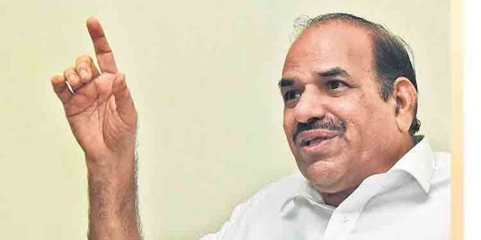 ലീഗിനെ നയിക്കുന്നത് ജമാഅത്തെ ഇസ്ലാമിയുടെ ആശയങ്ങള് : കോടിയേരി ലീഗിനെ നയിക്കുന്നത് ജമാഅത്തെ ഇസ്ലാമിയുടെ ആശയങ്ങള് : കോടിയേരി