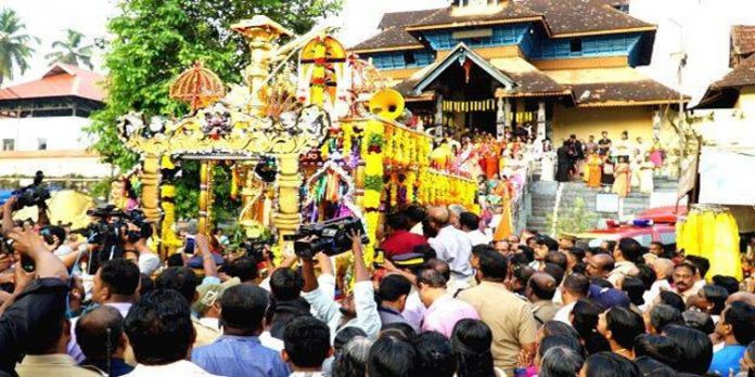 തങ്ക അങ്കി ഘോഷയാത്ര ഡിസംബര് 22ന് ആറന്മുളയില് നിന്നും പുറപ്പെടും ; ദീപാരാധന 25ന്, മണ്ഡല പൂജ 26ന് തങ്ക അങ്കി ഘോഷയാത്ര ഡിസംബര് 22ന് ആറന്മുളയില് നിന്നും പുറപ്പെടും ; ദീപാരാധന 25ന്, മണ്ഡല പൂജ 26ന്