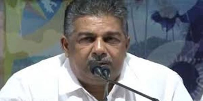 ആലപ്പുഴ കൊലപാതകങ്ങൾ : പോലീസിന് വീഴ്ച്ചയില്ല – യഥാര്ത്ഥ പ്രതികളെ തിരിച്ചറിഞ്ഞു ; മന്ത്രി സജി ചെറിയാന് ആലപ്പുഴ കൊലപാതകങ്ങൾ : പോലീസിന് വീഴ്ച്ചയില്ല – യഥാര്ത്ഥ പ്രതികളെ തിരിച്ചറിഞ്ഞു ; മന്ത്രി സജി ചെറിയാന്