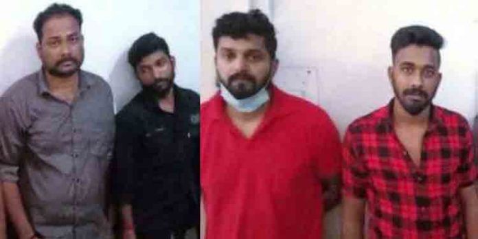യുവാവിനെ തട്ടിക്കൊണ്ടു പോയി മര്ദ്ദിച്ച കേസില് അഞ്ചംഗസംഘം പോലീസിന്റെ പിടിയില് യുവാവിനെ തട്ടിക്കൊണ്ടു പോയി മര്ദ്ദിച്ച കേസില് അഞ്ചംഗസംഘം പോലീസിന്റെ പിടിയില്