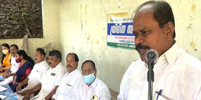 തദ്ദേശ സ്ഥാപനങ്ങളെ സർക്കാർ നിർജ്ജീവമാക്കി : പ്രൊഫ.സതീഷ് കൊച്ചുപറമ്പിൽ തദ്ദേശ സ്ഥാപനങ്ങളെ സർക്കാർ നിർജ്ജീവമാക്കി : പ്രൊഫ.സതീഷ് കൊച്ചുപറമ്പിൽ