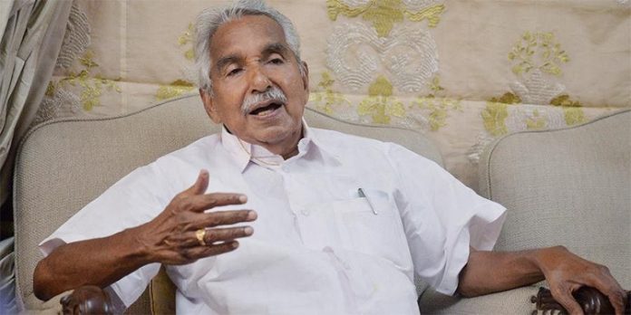 ‘പദ്ധതി കേരളത്തിന് ഗുണം ചെയ്യില്ല’ ; പ്രതിഷേധം കണക്കിലെടുക്കണമെന്ന് ഉമ്മന് ചാണ്ടി ‘പദ്ധതി കേരളത്തിന് ഗുണം ചെയ്യില്ല’ ; പ്രതിഷേധം കണക്കിലെടുക്കണമെന്ന് ഉമ്മന് ചാണ്ടി