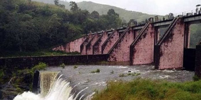 മുല്ലപ്പെരിയാര് ; തുറന്നിരുന്ന ഏക ഷട്ടറും തമിഴ്നാട് അടച്ചു മുല്ലപ്പെരിയാര് ; തുറന്നിരുന്ന ഏക ഷട്ടറും തമിഴ്നാട് അടച്ചു