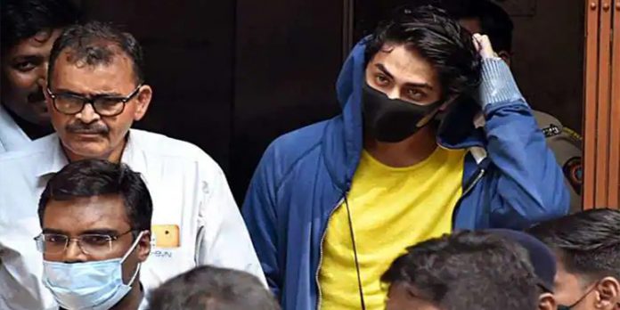 ആഡംബര കപ്പലിലെ ലഹരി കേസ് ; ആര്യന് ഖാന്റെ ജാമ്യ വ്യവസ്ഥയില് ഇളവ് നല്കി – കോടതി ആഡംബര കപ്പലിലെ ലഹരി കേസ് ; ആര്യന് ഖാന്റെ ജാമ്യ വ്യവസ്ഥയില് ഇളവ് നല്കി – കോടതി