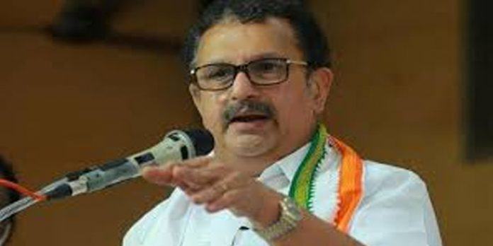 നെടുമ്പാശ്ശേരി വിമാനത്താവളത്തിന് കരുണാകരന്റെ പേര് നൽകുന്നതിൽ വീഴ്ച വരുത്തിയത് യുഡിഎഫ് സർക്കാർ : കെ മരുളീധരൻ നെടുമ്പാശ്ശേരി വിമാനത്താവളത്തിന് കരുണാകരന്റെ പേര് നൽകുന്നതിൽ വീഴ്ച വരുത്തിയത് യുഡിഎഫ് സർക്കാർ : കെ മരുളീധരൻ