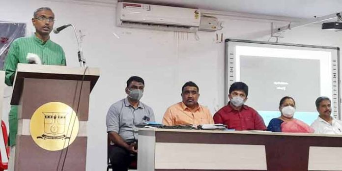ഡിജിറ്റല് സാക്ഷരത പദ്ധതിയുടെ ഭാഗമായ സത്യമേവ ജയതേ പദ്ധതിക്ക് ജില്ലയില് തുടക്കം ഡിജിറ്റല് സാക്ഷരത പദ്ധതിയുടെ ഭാഗമായ സത്യമേവ ജയതേ പദ്ധതിക്ക് ജില്ലയില് തുടക്കം