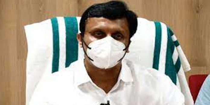 എല്ലാ റോഡും നന്നാകണം ; റോഡ് ഏത് വകുപ്പിന്റേതെന്ന് ജനങ്ങള്ക്ക് അറിയേണ്ട കാര്യമില്ല : മന്ത്രി റിയാസ് എല്ലാ റോഡും നന്നാകണം ; റോഡ് ഏത് വകുപ്പിന്റേതെന്ന് ജനങ്ങള്ക്ക് അറിയേണ്ട കാര്യമില്ല : മന്ത്രി റിയാസ്