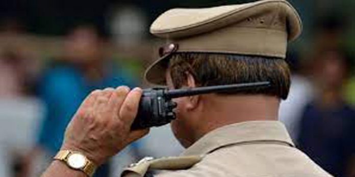 കാക്കനാട് കൂട്ടബലാത്സംഗം ; പോലീസ് പ്രതികള്ക്കൊപ്പമെന്ന ആരോപണവുമായി പരാതിക്കാരി കാക്കനാട് കൂട്ടബലാത്സംഗം ; പോലീസ് പ്രതികള്ക്കൊപ്പമെന്ന ആരോപണവുമായി പരാതിക്കാരി