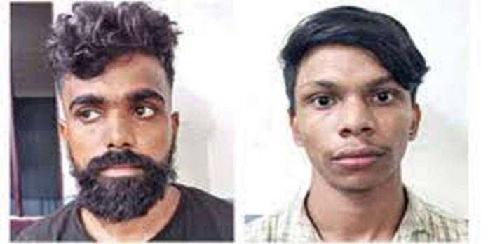 ആദ്യം ചാറ്റിങ് – പിന്നെ വീഡിയോ കോള് ; ഒടുവില് നഗ്നവീഡിയോ ആവശ്യപ്പെട്ട് ഭീഷണി ; യുവാക്കള് പിടിയില് ആദ്യം ചാറ്റിങ് – പിന്നെ വീഡിയോ കോള് ; ഒടുവില് നഗ്നവീഡിയോ ആവശ്യപ്പെട്ട് ഭീഷണി ; യുവാക്കള് പിടിയില്