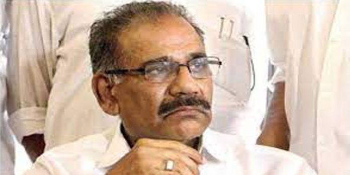 കേരളാ ഹൗസിൽ വീണ് പരിക്കേറ്റു – മന്ത്രി എ.കെ ശശീന്ദ്രൻ തിരികെ നാട്ടിലേക്ക് കേരളാ ഹൗസിൽ വീണ് പരിക്കേറ്റു – മന്ത്രി എ.കെ ശശീന്ദ്രൻ തിരികെ നാട്ടിലേക്ക്