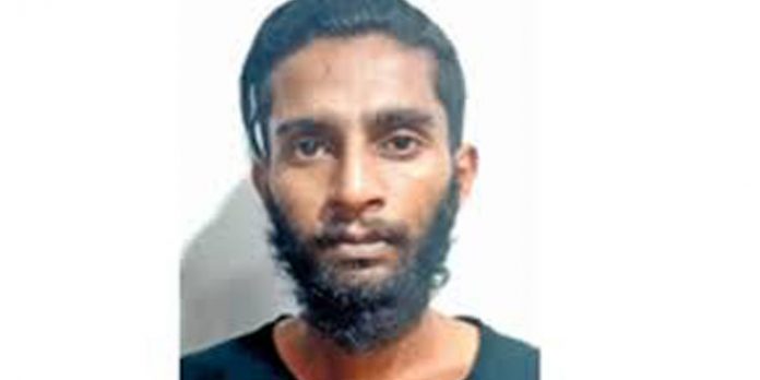 ജോലിസമയത്ത് അലസത ചോദ്യം ചെയ്ത മാനേജരെ സ്പ്രേപെയിന്റിങ് ഗണ് കൊണ്ട് തലയ്ക്കടിച്ചു ജോലിസമയത്ത് അലസത ചോദ്യം ചെയ്ത മാനേജരെ സ്പ്രേപെയിന്റിങ് ഗണ് കൊണ്ട് തലയ്ക്കടിച്ചു