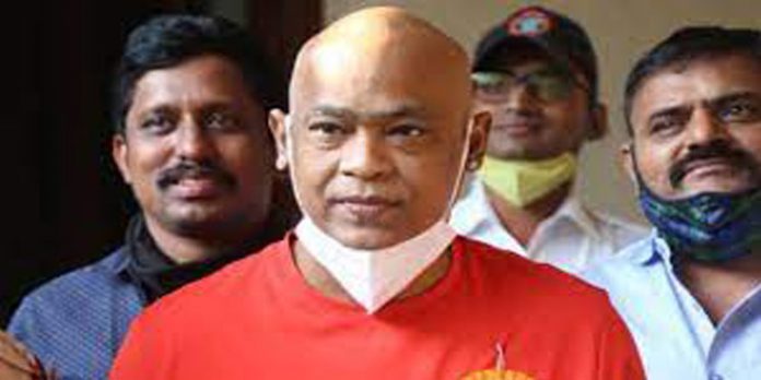 ഓണ്ലൈന് തട്ടിപ്പ് ; മുന് ഇന്ത്യന് ക്രിക്കറ്റ് താരം വിനോദ് കാംബ്ലിക്ക് നഷ്ടമായത് 1.14 ലക്ഷം ഓണ്ലൈന് തട്ടിപ്പ് ; മുന് ഇന്ത്യന് ക്രിക്കറ്റ് താരം വിനോദ് കാംബ്ലിക്ക് നഷ്ടമായത് 1.14 ലക്ഷം