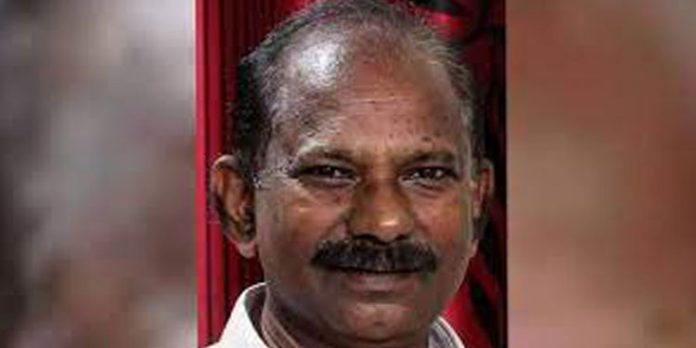 എസ്എൻഡിപി ശാഖാ സെക്രട്ടറിയുടെ മരണം ; ആത്മഹത്യാക്കുറിപ്പുകളിൽ ഒന്ന് വ്യാജമെന്ന് സഹോദരൻ എസ്എൻഡിപി ശാഖാ സെക്രട്ടറിയുടെ മരണം ; ആത്മഹത്യാക്കുറിപ്പുകളിൽ ഒന്ന് വ്യാജമെന്ന് സഹോദരൻ
