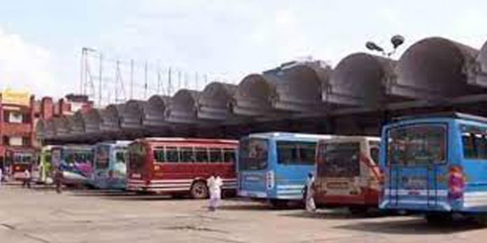 നിരക്കുവർധന പരിഗണിക്കുന്നു ; സ്വകാര്യ ബസ് സമരം മാറ്റി നിരക്കുവർധന പരിഗണിക്കുന്നു ; സ്വകാര്യ ബസ് സമരം മാറ്റി