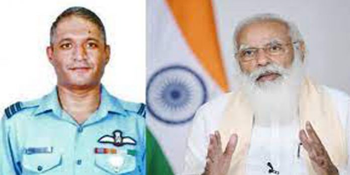 അത് എന്റെ ഹൃദയത്തെ സ്പര്ശിച്ചു ; ക്യാപ്റ്റന് വരുണ് സിങ് അയച്ച കത്ത് വായിച്ച് പ്രധാനമന്ത്രി അത് എന്റെ ഹൃദയത്തെ സ്പര്ശിച്ചു ; ക്യാപ്റ്റന് വരുണ് സിങ് അയച്ച കത്ത് വായിച്ച് പ്രധാനമന്ത്രി