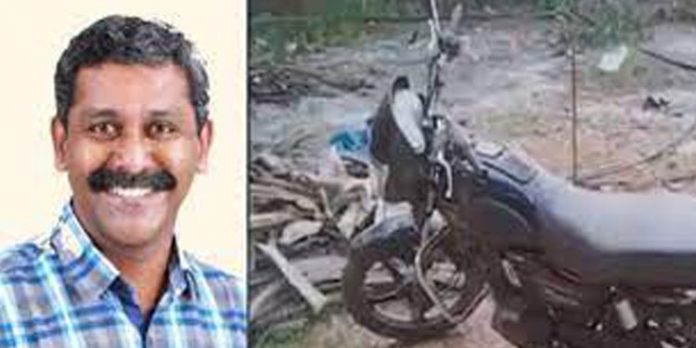 രഞ്ജിത്ത് കേസ് ; മുഖ്യപ്രതികളിൽ ഒരാൾ പിടിയിലെന്ന് സൂചന – കസ്റ്റഡിയിലുള്ളത് എസ്ഡിപിഐ പ്രവർത്തകൻ രഞ്ജിത്ത് കേസ് ; മുഖ്യപ്രതികളിൽ ഒരാൾ പിടിയിലെന്ന് സൂചന – കസ്റ്റഡിയിലുള്ളത് എസ്ഡിപിഐ പ്രവർത്തകൻ