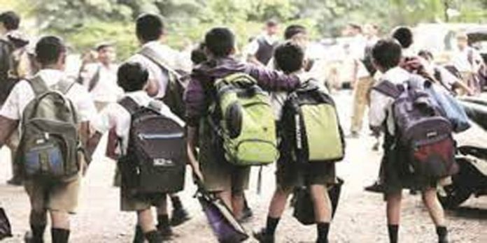 ആലപ്പുഴ നഗരസഭയിലെ സ്കൂളുകള്ക്ക് നാളെ അവധി ആലപ്പുഴ നഗരസഭയിലെ സ്കൂളുകള്ക്ക് നാളെ അവധി