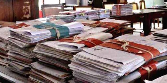 സാമ്പത്തിക തിരിമറി ; രേഖകൾ ഹാജരാക്കാത്തവർക്കെതിരെ ഒന്നര ലക്ഷം രൂപ ശിക്ഷ സാമ്പത്തിക തിരിമറി ; രേഖകൾ ഹാജരാക്കാത്തവർക്കെതിരെ ഒന്നര ലക്ഷം രൂപ ശിക്ഷ