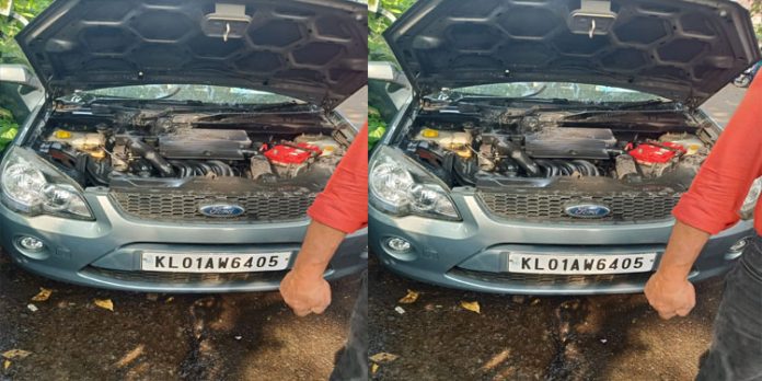തിരുവല്ലയിൽ പാർക്ക് ചെയ്തിരുന്ന കാറിന് തീ പിടിച്ചു തിരുവല്ലയിൽ പാർക്ക് ചെയ്തിരുന്ന കാറിന് തീ പിടിച്ചു