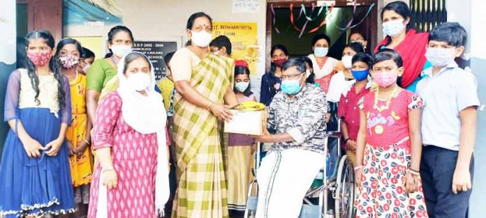 പഴവങ്ങാടി ഗവൺമെന്റ് യുപി സ്കൂളിൽ കിരണം പദ്ധതി ഉദ്ഘാടനം ചെയ്തു പഴവങ്ങാടി ഗവൺമെന്റ് യുപി സ്കൂളിൽ കിരണം പദ്ധതി ഉദ്ഘാടനം ചെയ്തു