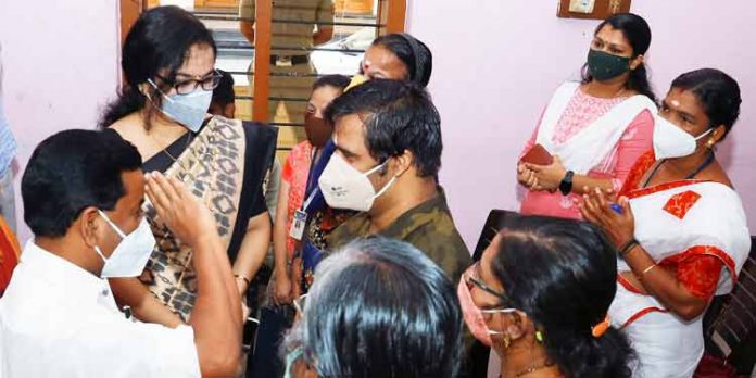 വിഭിന്ന കഴിവുകളെ കണ്ടെത്തി മാതൃകയാക്കാന് കഴിയുന്ന സ്ഥിതി വളര്ത്തിയെടുക്കണം ; പ്രമോദ് നാരായണ് എംഎല്എ വിഭിന്ന കഴിവുകളെ കണ്ടെത്തി മാതൃകയാക്കാന് കഴിയുന്ന സ്ഥിതി വളര്ത്തിയെടുക്കണം ; പ്രമോദ് നാരായണ് എംഎല്എ