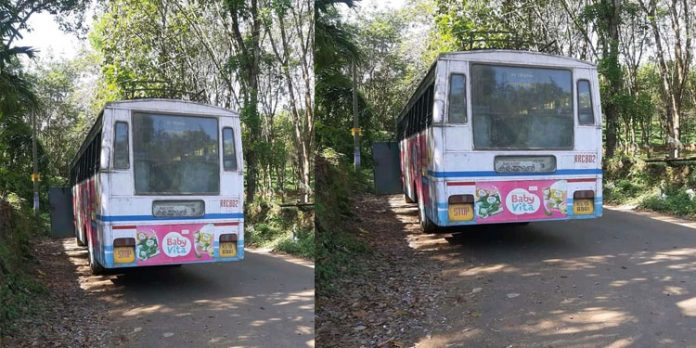 കുളത്തുമണ്ണില് കെഎസ്ആര്ടിസി ബസ് സര്വ്വീസ് പുനരാരംഭിക്കണം ; നാട്ടുകാർ രംഗത്ത് കുളത്തുമണ്ണില് കെഎസ്ആര്ടിസി ബസ് സര്വ്വീസ് പുനരാരംഭിക്കണം ; നാട്ടുകാർ രംഗത്ത്