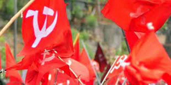 കോണ്ഗ്രസിന് മൃദു ഹിന്ദുത്വ നിലപാട് ; ദേശീയതലത്തില് സഖ്യം വേണ്ട : സിപിഎം കോണ്ഗ്രസിന് മൃദു ഹിന്ദുത്വ നിലപാട് ; ദേശീയതലത്തില് സഖ്യം വേണ്ട : സിപിഎം