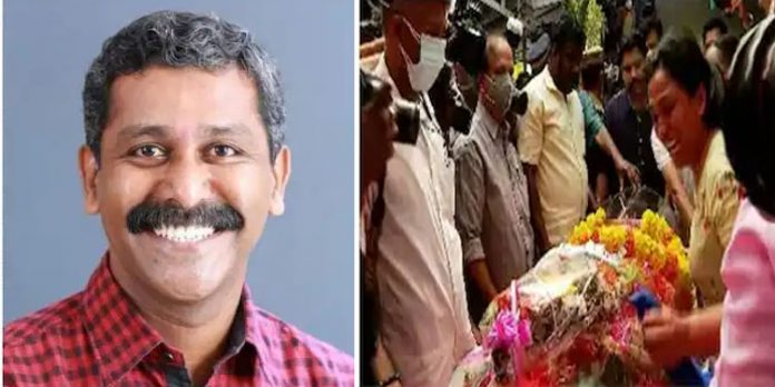 രഞ്ജിത്ത് വധക്കേസ് ; മൂന്നുപേർ പോലീസ് കസ്റ്റഡിയിൽ രഞ്ജിത്ത് വധക്കേസ് ; മൂന്നുപേർ പോലീസ് കസ്റ്റഡിയിൽ