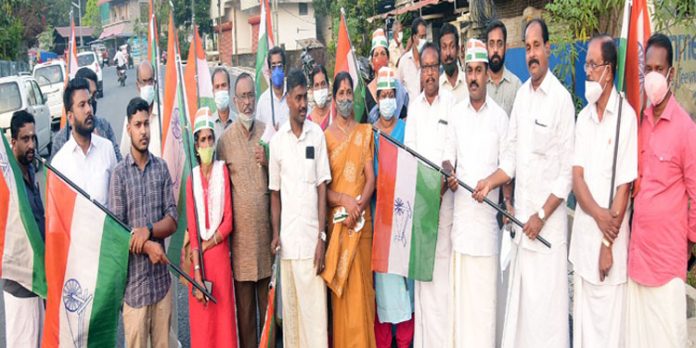 കോൺഗ്രസ് മതേതര ഇന്ത്യയുടെ ചാലക ശക്തി ; സാമുവൽ കിഴക്കുപുറം കോൺഗ്രസ് മതേതര ഇന്ത്യയുടെ ചാലക ശക്തി ; സാമുവൽ കിഴക്കുപുറം