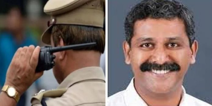 രഞ്ജിത്ത് വധക്കേസ് ; നേതാക്കളിലേക്കും അന്വേഷണം – കൂടുതൽ അറസ്റ്റ് ഇന്ന് ഉണ്ടായേക്കും രഞ്ജിത്ത് വധക്കേസ് ; നേതാക്കളിലേക്കും അന്വേഷണം – കൂടുതൽ അറസ്റ്റ് ഇന്ന് ഉണ്ടായേക്കും