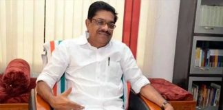 നെടുമ്പാശേരി വിമാനത്താവളത്തിന് കെ കരുണാകരൻ്റെ പേര് നൽകണമെന്ന് വി എം സുധീരൻ