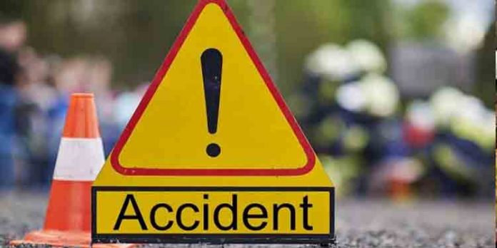 വർക്കല എൻഎസ്എസ് കോളേജിൽ ക്രിസ്മസ് ആഘോഷത്തിനിടെ അപകടം ; വിദ്യാർത്ഥിനിക്ക് പരുക്ക് വർക്കല എൻഎസ്എസ് കോളേജിൽ ക്രിസ്മസ് ആഘോഷത്തിനിടെ അപകടം ; വിദ്യാർത്ഥിനിക്ക് പരുക്ക്