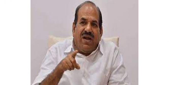 ധീരജിന്റെ കൊല കോൺഗ്രസ് നേതൃത്വത്തിന്റെ അറിവോടെ : കോടിയേരി ധീരജിന്റെ കൊല കോൺഗ്രസ് നേതൃത്വത്തിന്റെ അറിവോടെ : കോടിയേരി
