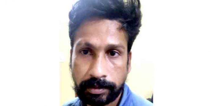ഇരുചക്ര വാഹന മോഷ്ടാവ് പോലീസ് പിടിയില് ഇരുചക്ര വാഹന മോഷ്ടാവ് പോലീസ് പിടിയില്