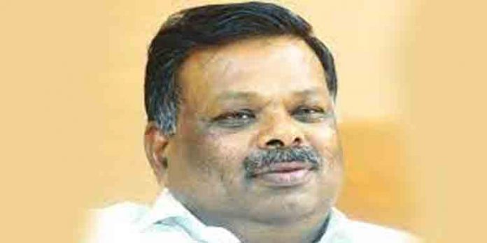 എം.എം മണിയും കെ.വി ശശിയും അപമാനിച്ചെന്നും വീട്ടിലിരിക്കാൻ പറഞ്ഞെന്നും മുൻ ദേവികുളം എംഎൽഎ എസ്.രാജേന്ദ്രൻ എം.എം മണിയും കെ.വി ശശിയും അപമാനിച്ചെന്നും വീട്ടിലിരിക്കാൻ പറഞ്ഞെന്നും മുൻ ദേവികുളം എംഎൽഎ എസ്.രാജേന്ദ്രൻ