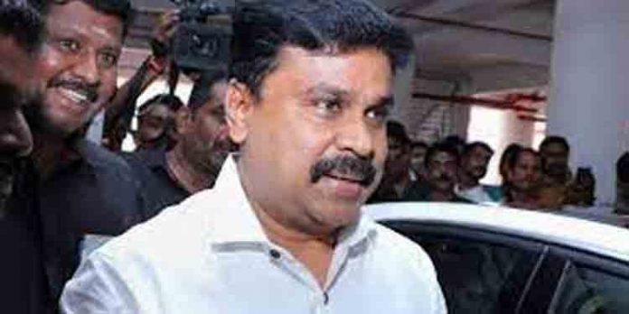 ബാലചന്ദ്രകുമാറിന്റെ വെളിപ്പെടുത്തല് ; നടന് ദിലീപിനെ ഉടന് ചോദ്യം ചെയ്തേക്കും ബാലചന്ദ്രകുമാറിന്റെ വെളിപ്പെടുത്തല് ; നടന് ദിലീപിനെ ഉടന് ചോദ്യം ചെയ്തേക്കും