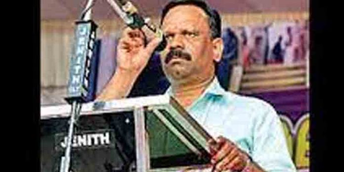 പ്രകോപനപരമായ മുദ്രാവാക്യം ; ഹിന്ദു ഐക്യവേദി നേതാവ് വത്സന് തില്ലങ്കേരിക്കെതിരെ കേസ് പ്രകോപനപരമായ മുദ്രാവാക്യം ; ഹിന്ദു ഐക്യവേദി നേതാവ് വത്സന് തില്ലങ്കേരിക്കെതിരെ കേസ്