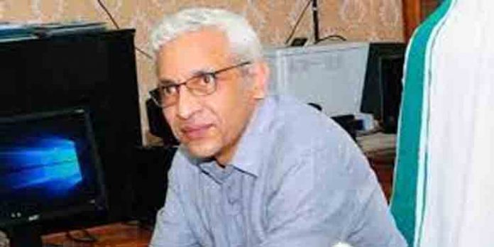 കണ്ണൂര് വിസിക്ക് പോലീസ് സുരക്ഷ ; ഗണ്മാനെ നിയോഗിച്ചത് വധഭീഷണിയുടെയും പ്രക്ഷോഭങ്ങളുടെയും സാഹചര്യത്തിൽ കണ്ണൂര് വിസിക്ക് പോലീസ് സുരക്ഷ ; ഗണ്മാനെ നിയോഗിച്ചത് വധഭീഷണിയുടെയും പ്രക്ഷോഭങ്ങളുടെയും സാഹചര്യത്തിൽ
