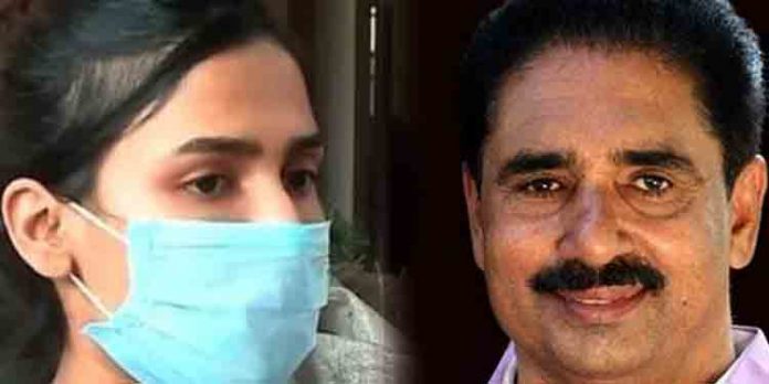 മുൻ മന്ത്രിയുടെ സ്വത്ത് തട്ടിയെടുക്കാൻ ശ്രമിച്ചെന്ന് പരാതി ; എൻ കെ പ്രേമചന്ദ്രൻ എംപിയ്ക്കെതിരെ കേസെടുത്തു മുൻ മന്ത്രിയുടെ സ്വത്ത് തട്ടിയെടുക്കാൻ ശ്രമിച്ചെന്ന് പരാതി ; എൻ കെ പ്രേമചന്ദ്രൻ എംപിയ്ക്കെതിരെ കേസെടുത്തു