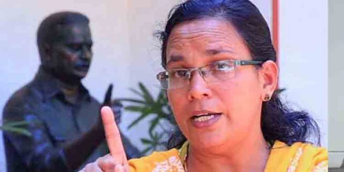 ബിന്ദു അമ്മിണി അക്രമിക്കപ്പെട്ടതിന്റെ പൂര്ണ ഉത്തരവാദിത്വം പിണറായിക്ക് : കെ.കെ രമ ബിന്ദു അമ്മിണി അക്രമിക്കപ്പെട്ടതിന്റെ പൂര്ണ ഉത്തരവാദിത്വം പിണറായിക്ക് : കെ.കെ രമ